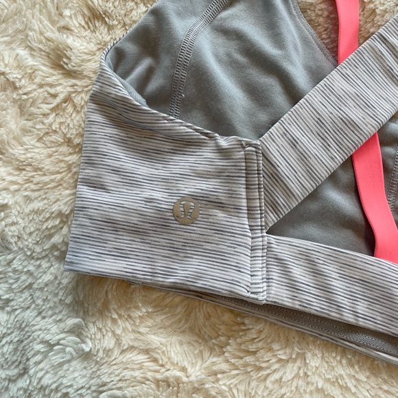 Lululemon WSNB Sports Bra - Picture 4 of 4